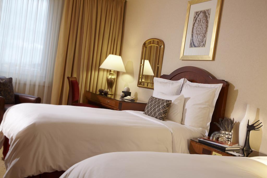 Hotel Renaissance Zurich 5*
