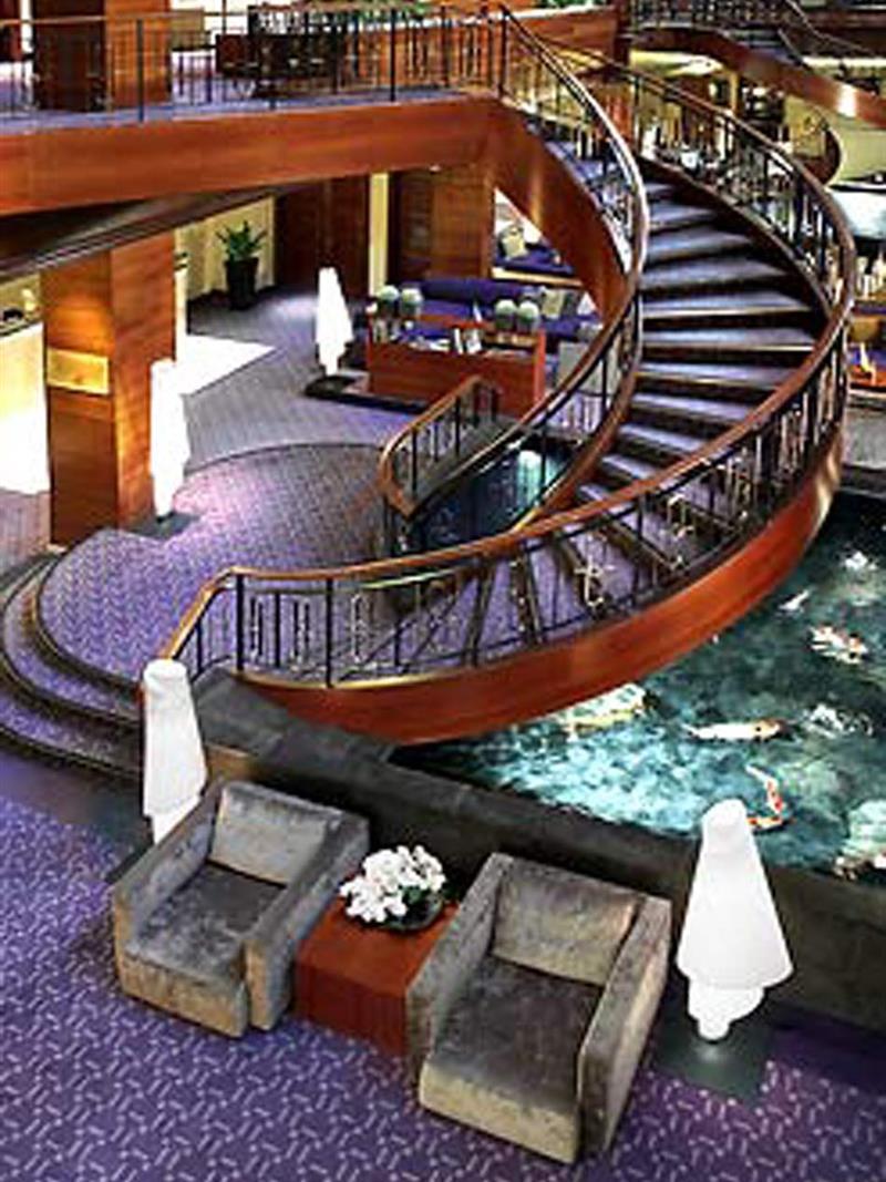 Hotel Renaissance Zurich 5*