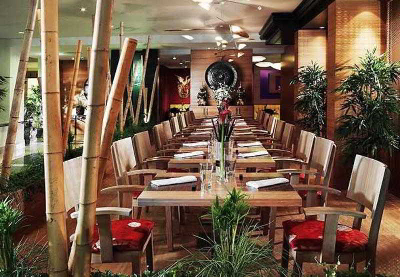 Renaissance Zurich 5*